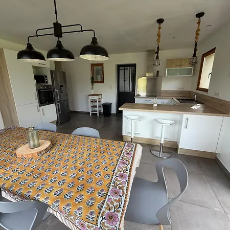 La Maison D Ares Tatil Evi