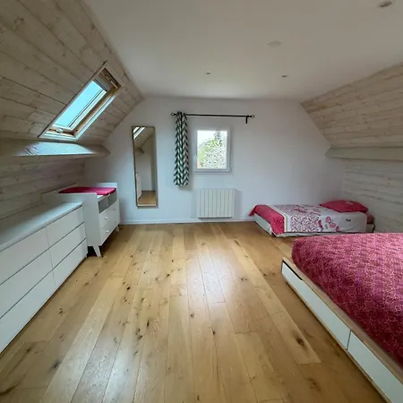 La Maison D Ares Ferienhaus